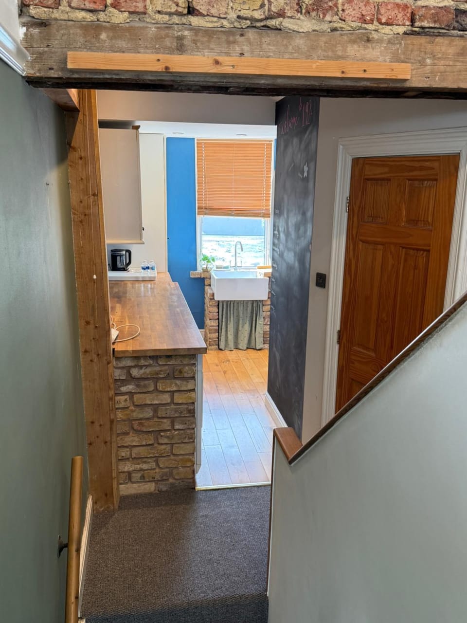 Bright & Modern 1-Bed Flat - Relax in Wimbledon Apartment in London