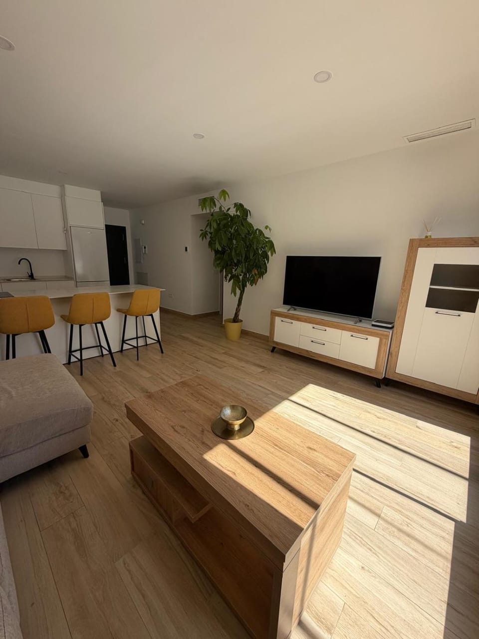 Luxury 3-Bedroom Penthouse with Private Pool, Terrace & Parking los Boliches, Fuengirola Apartment in Fuengirola