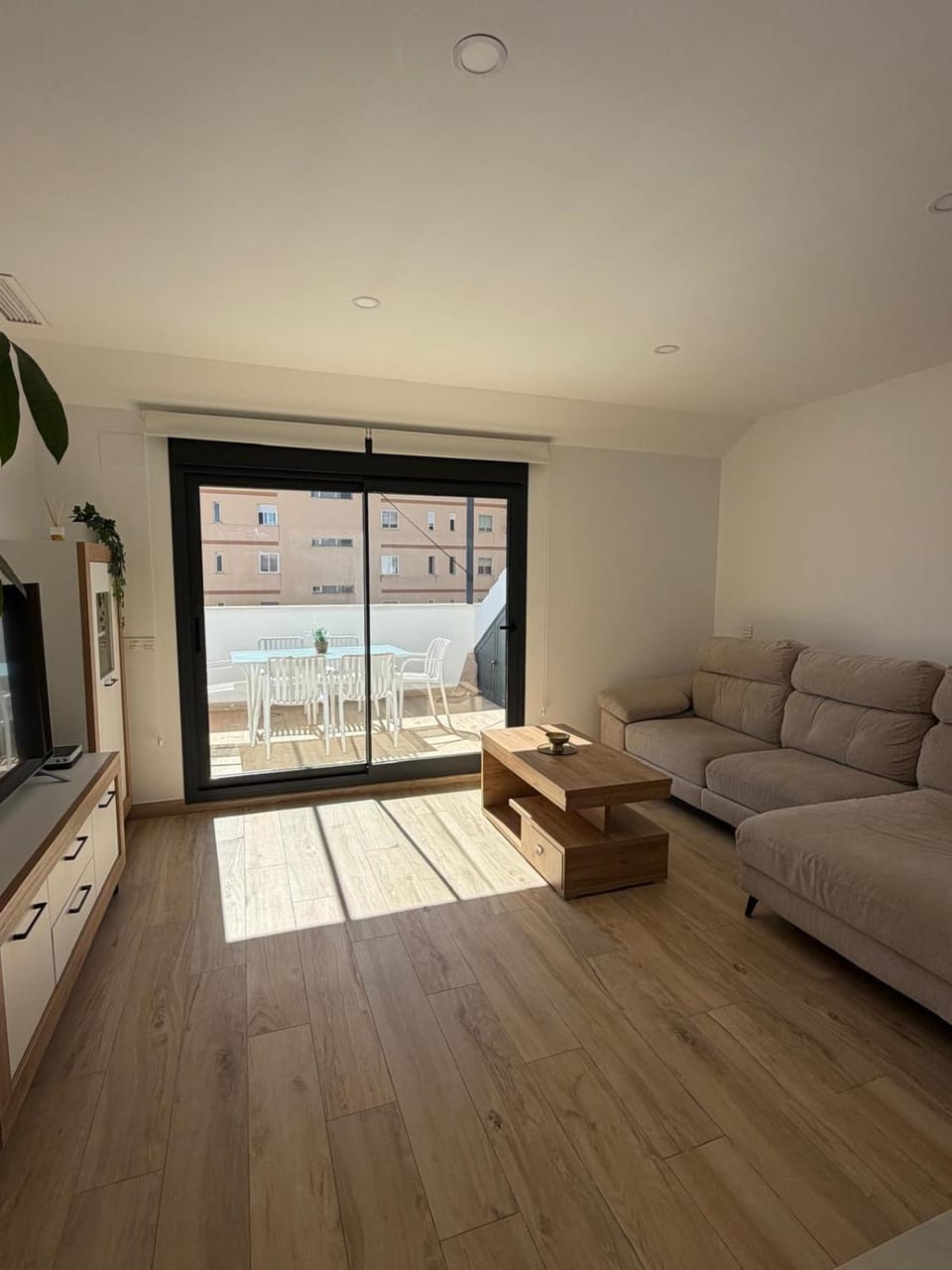 Luxury 3-Bedroom Penthouse with Private Pool, Terrace & Parking los Boliches, Fuengirola Apartment in Fuengirola