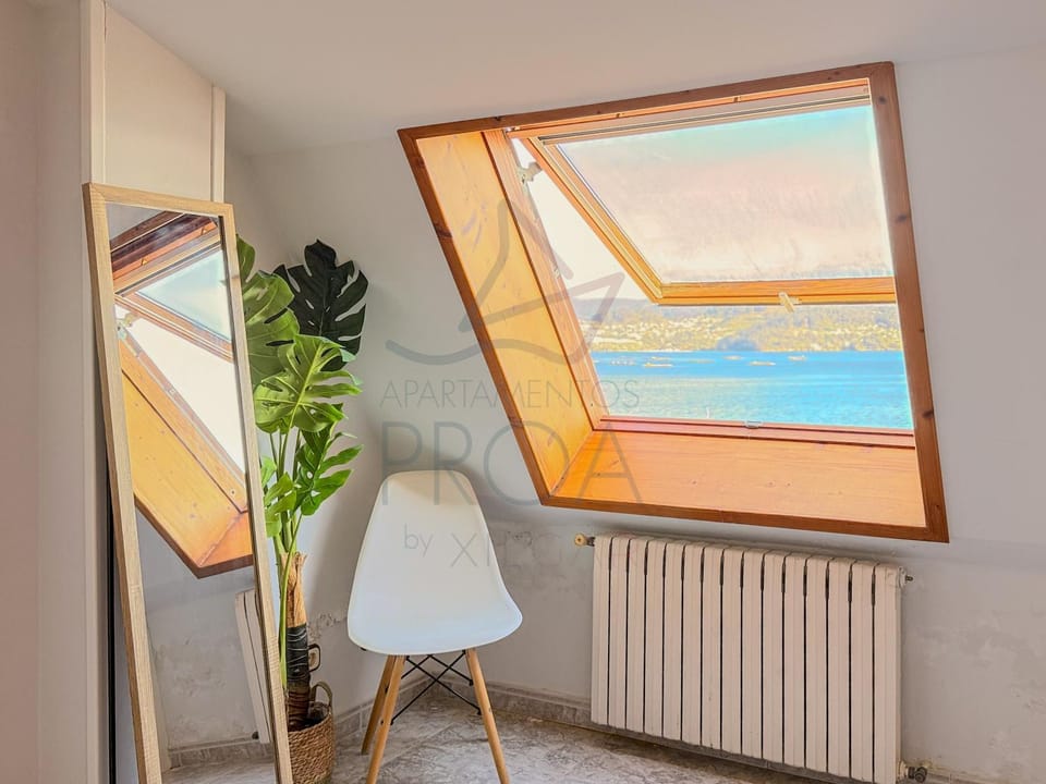 Property building, Photo of the whole room, internet