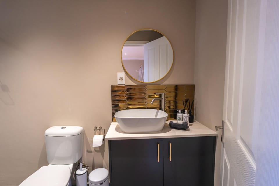 The Palm Suites Apartment in Cape Town