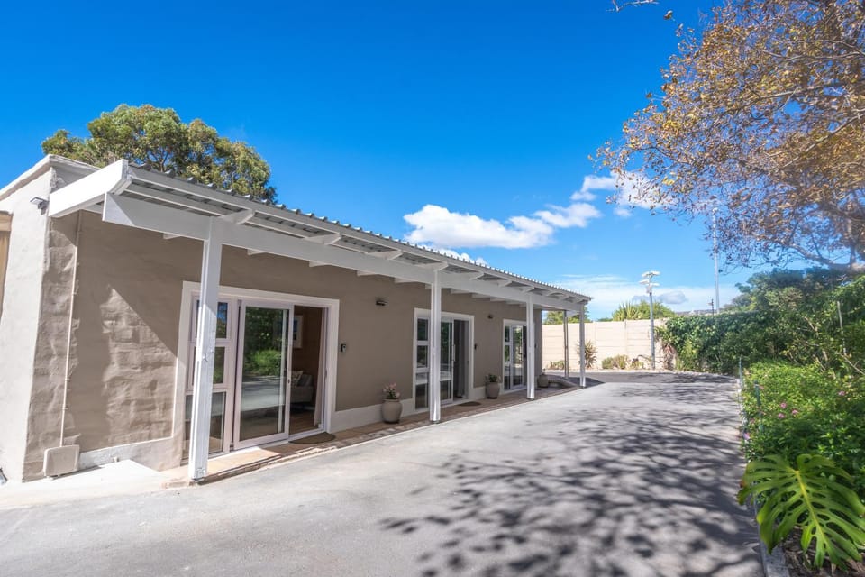 The Palm Suites Apartment in Cape Town