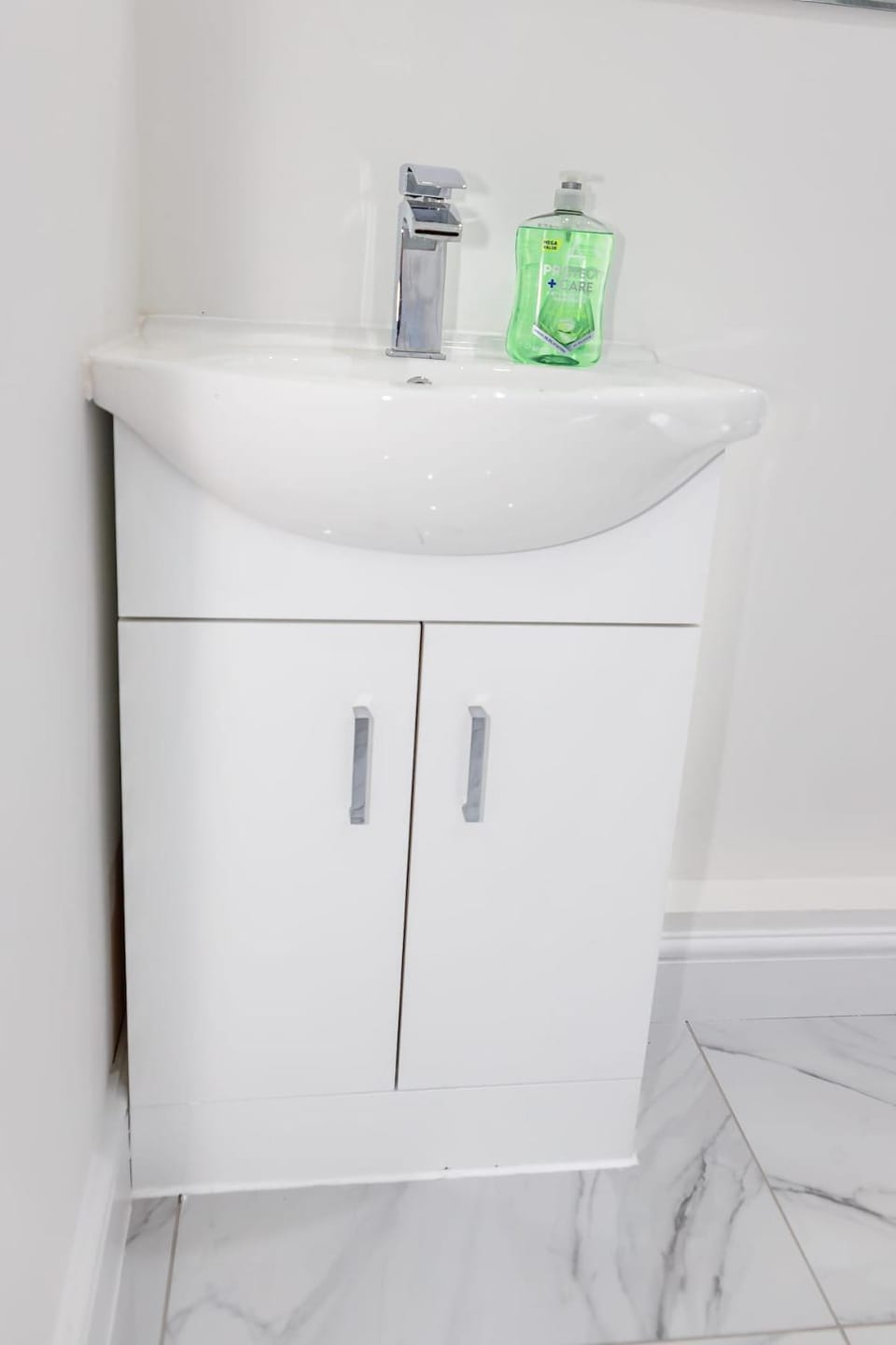 Bright 5Bed 2Bath - Near Stadium and Crownworks Apartment in Sunderland
