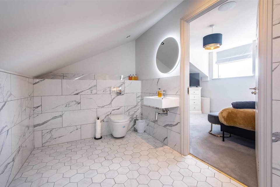 Toilet, Bathroom