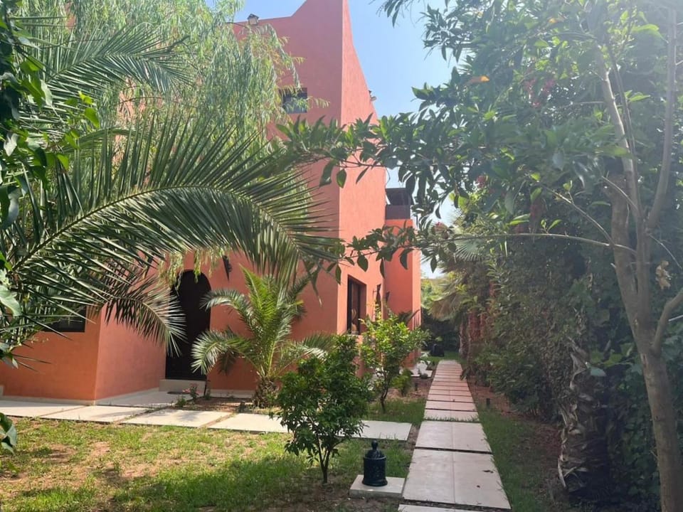 Charming villa in Marrakech, surrounded by nature, with pool and beautiful garden Villa in Marrakesh-Safi