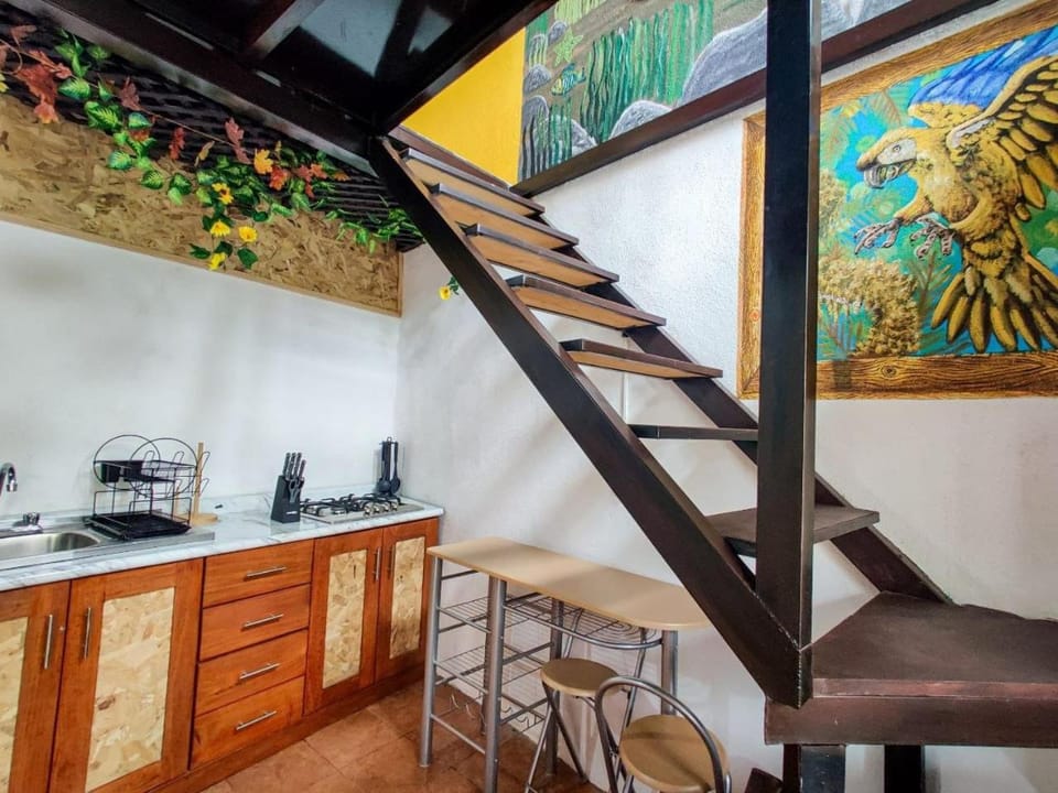 Kitchen or kitchenette, Lounge or bar, Seating area, Dining area