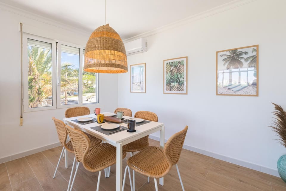 Dining area, air conditioner