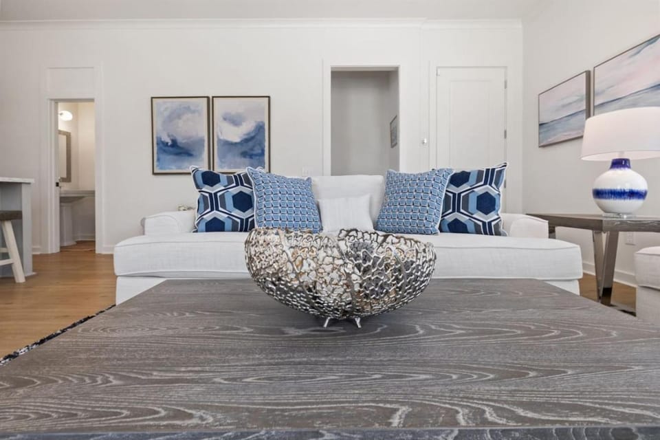 Living room, Decorative detail