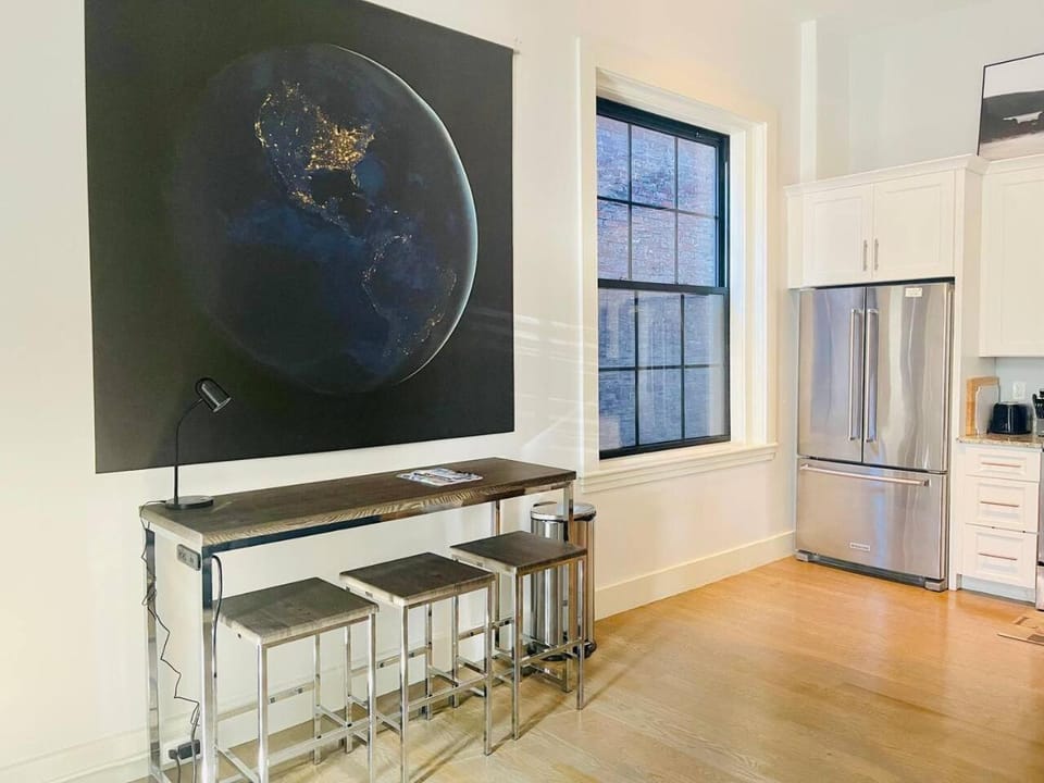 Renovated Exchange St. Loft with Free Parking House in South Portland