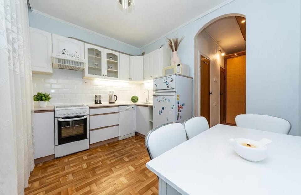 Two-room apartment in the Poznyaki district 18034 Apartment in Kiev City - Kyiv