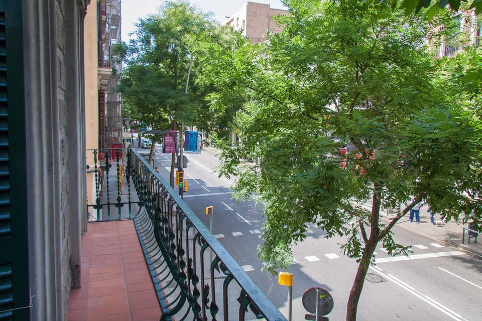 Balcony/Terrace, City view