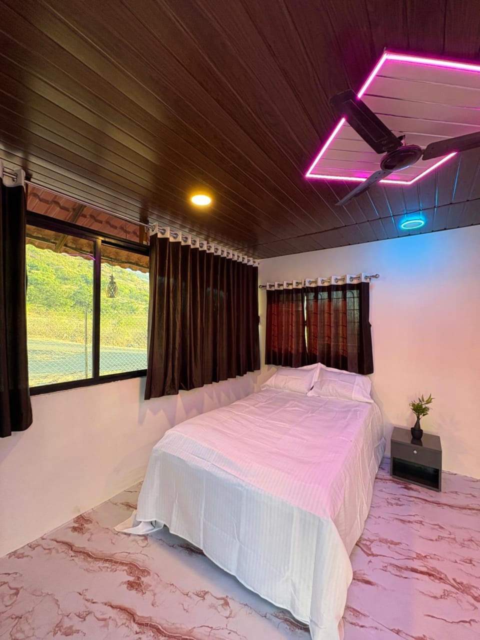 Gawkari Hillside Agroturism Hotel in Maharashtra