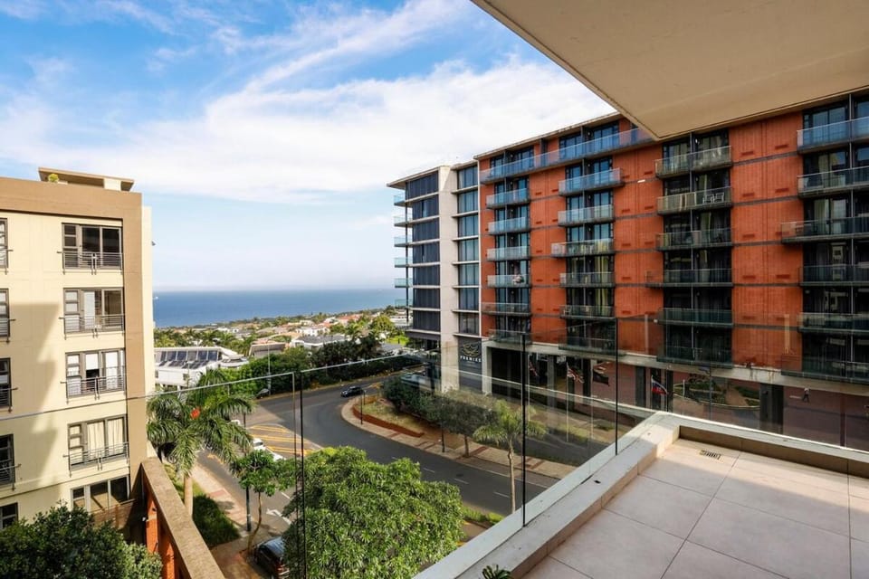 Elegant Ocean-View Apartment in Umhlanga Apartment in Umhlanga