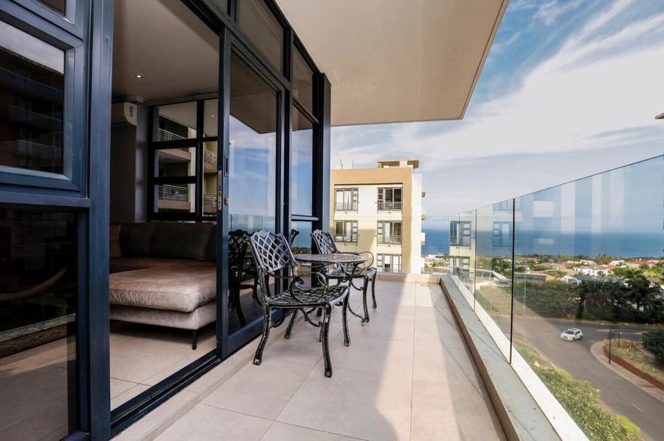 Elegant Ocean-View Apartment in Umhlanga Apartment in Umhlanga
