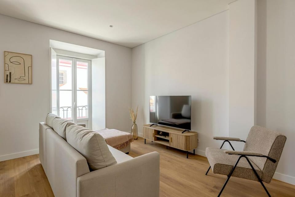 Vienna 1BR Calm & Cozy Escape Apartment in Setubal District