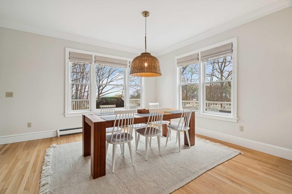 3 Mins to York Beach Large Deck Water View House in York Harbor