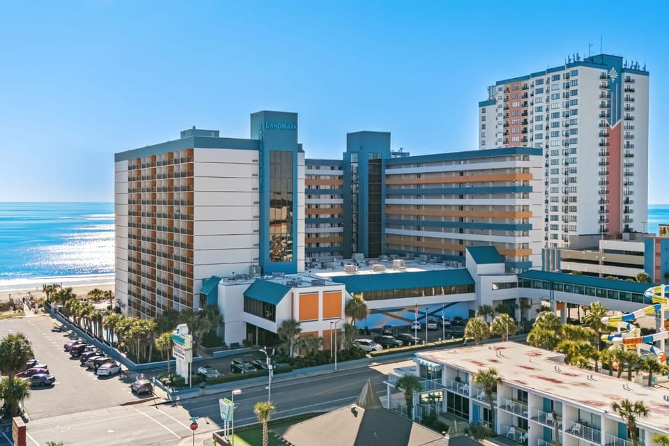 Landmark Resort Ocean View Beach Pools Villa House in Myrtle Beach