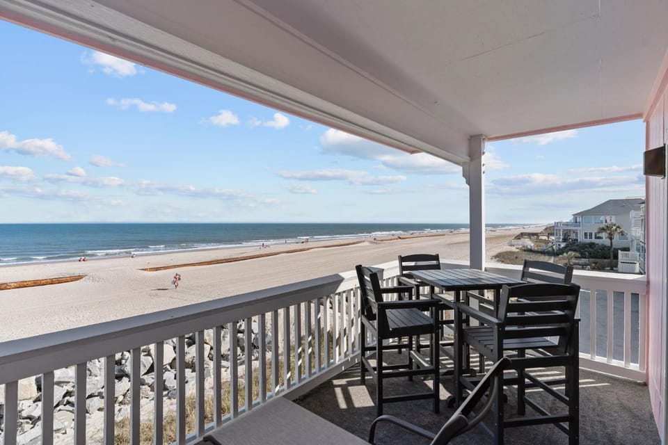 Carolina Beach Oceanfront Steps to Pier Pool Villa House in Carolina Beach