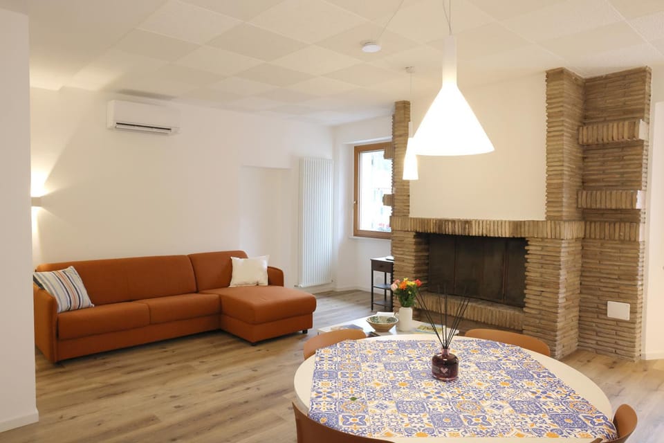 Living room, air conditioner