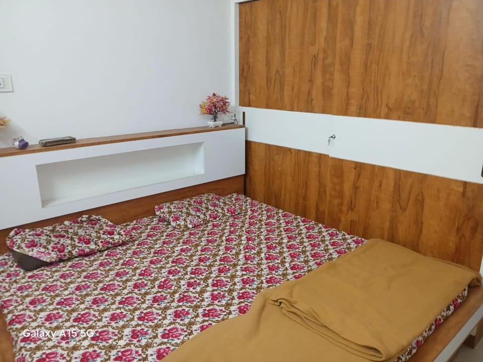 Radhe Radhe Homestay Vacation rental in Gujarat
