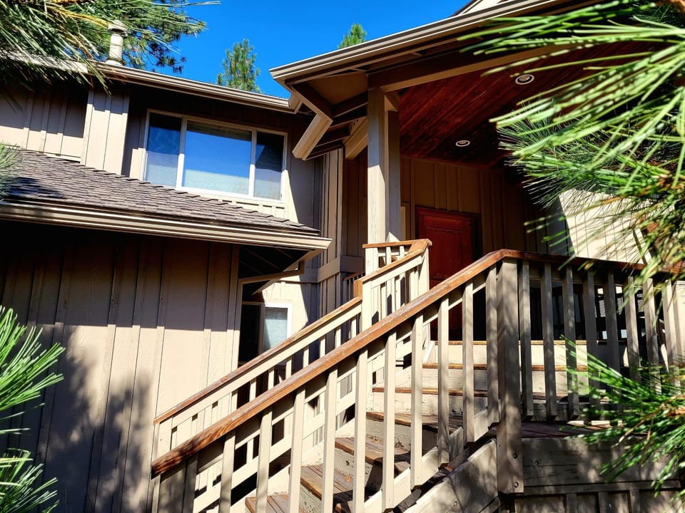 20 Quelah Lane House in Sunriver