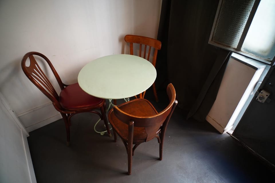 Seating area, Dining area
