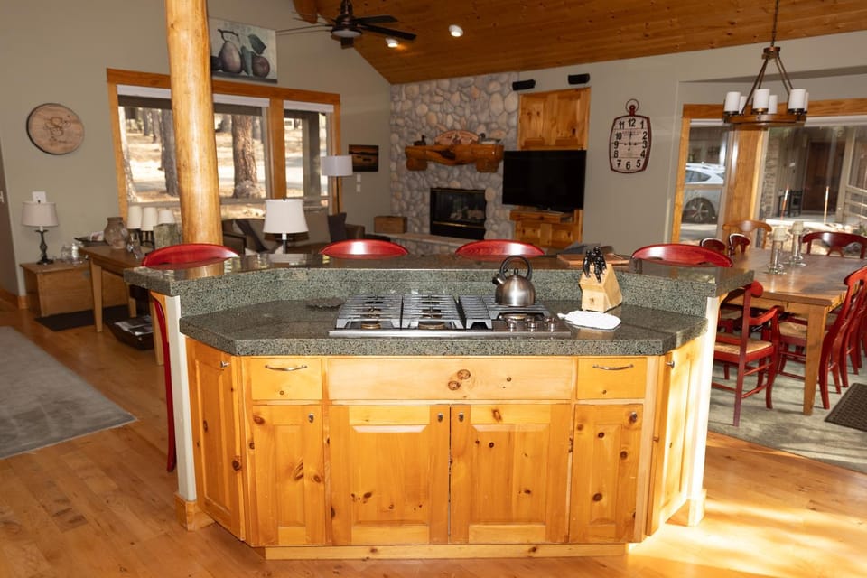 2 Pine Ridge Lane House in Sunriver