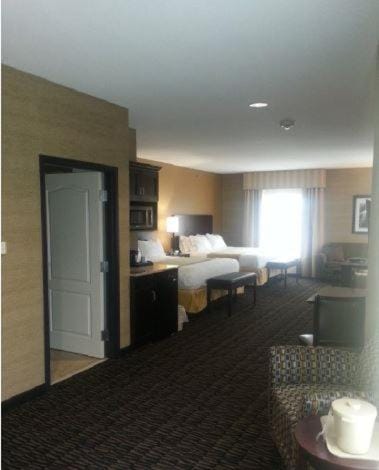 Photo of the whole room