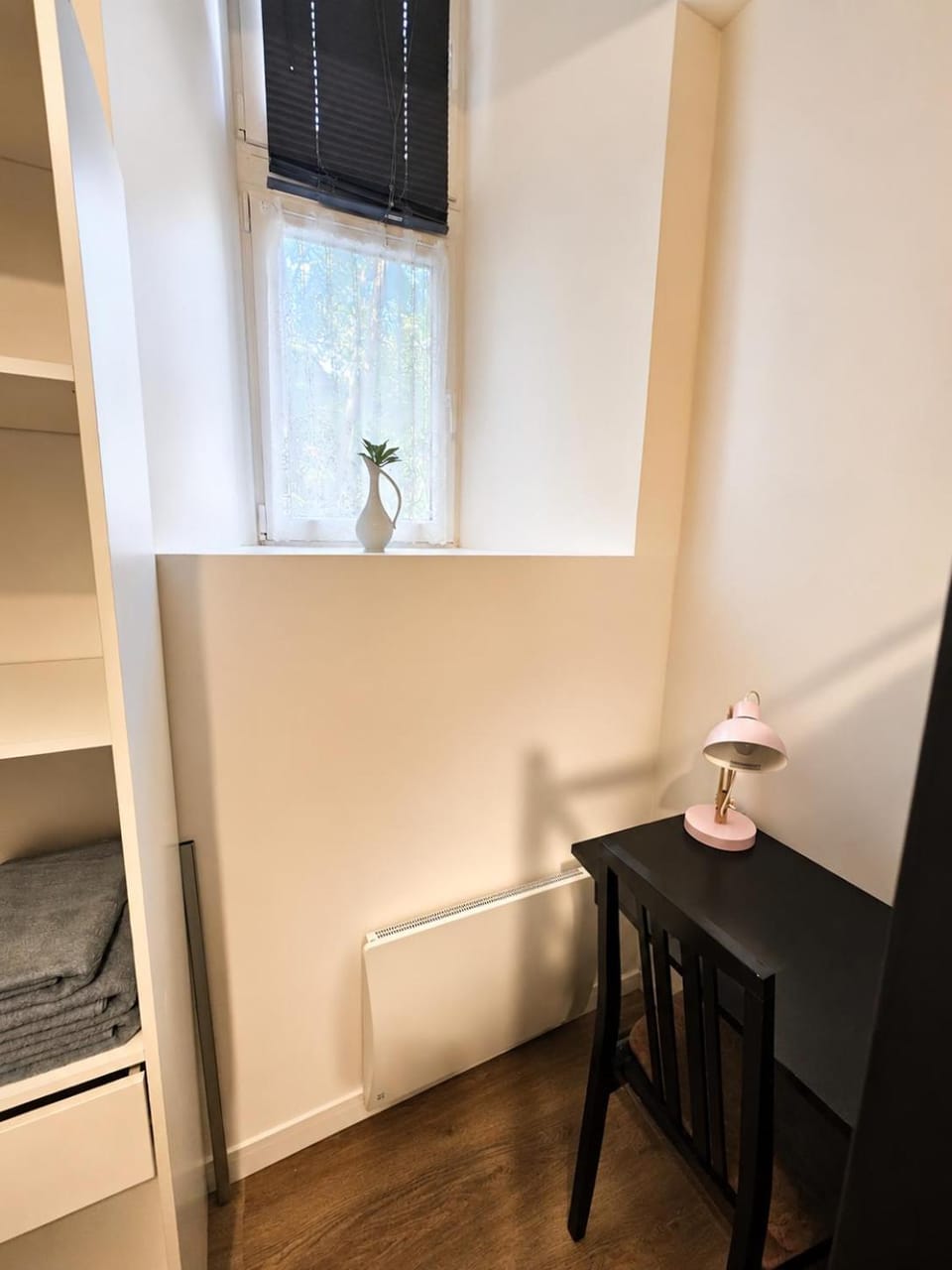 Grand T3 au 27 rue de la fontaine gare Montluçon 15m à pieds Apartment in Montluçon