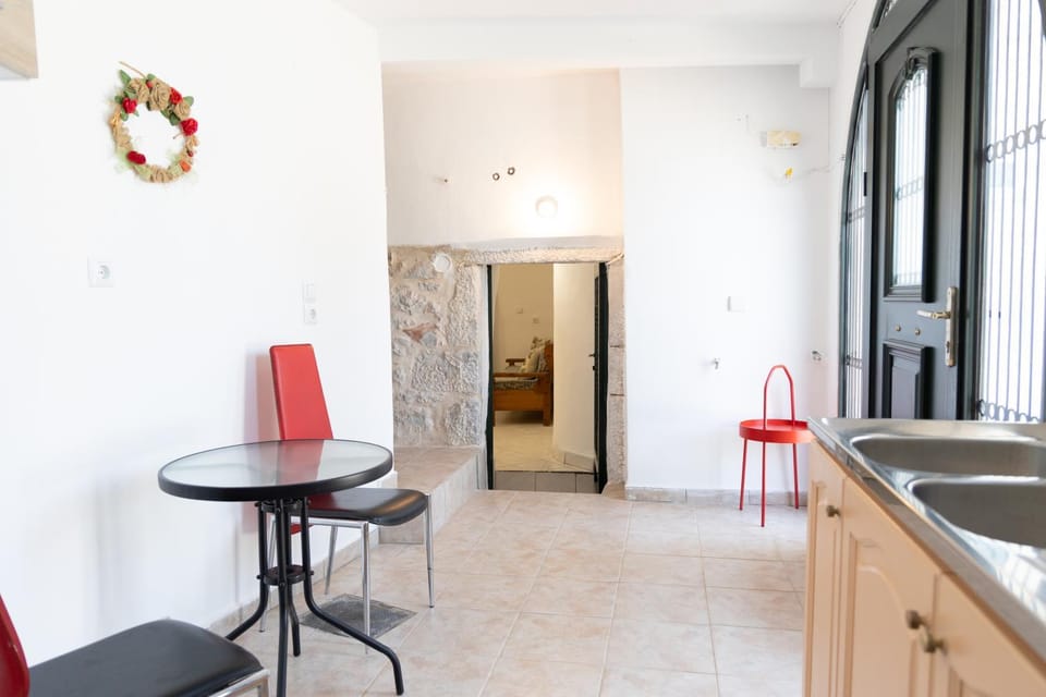 Mani Tsopakas Residences Nest studio Apartment in Peloponnese Region