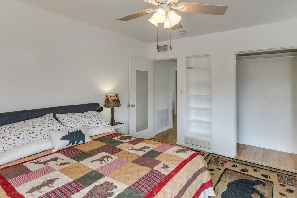 Near Route 66, Family Fun & Lakes! Williams Home House in Williams