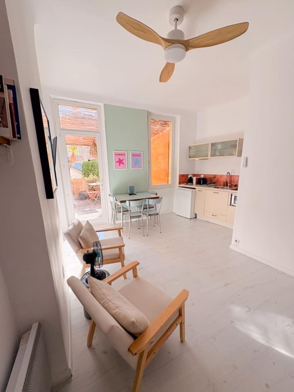 Appartement avec terrasse & mezzanine Cœur du 6ème - La Plaine Apartment in Marseille