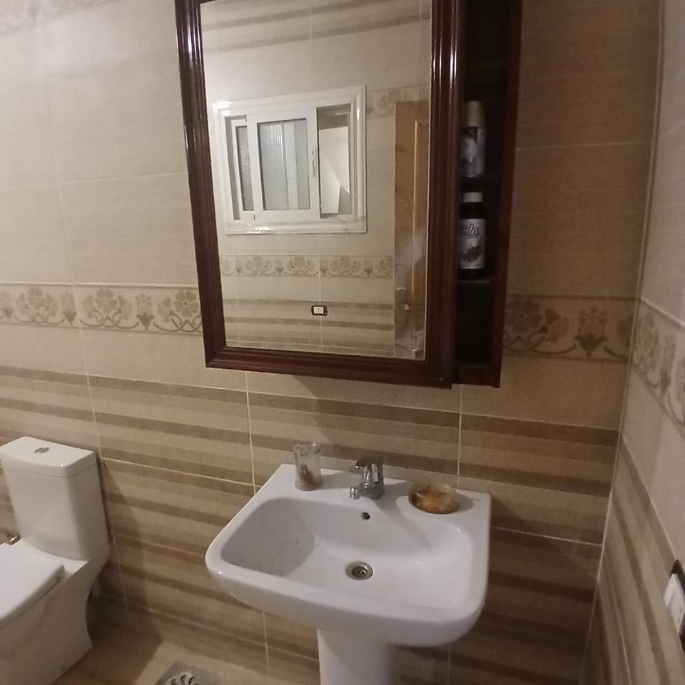 Twitter Apartment in Luxor Governorate