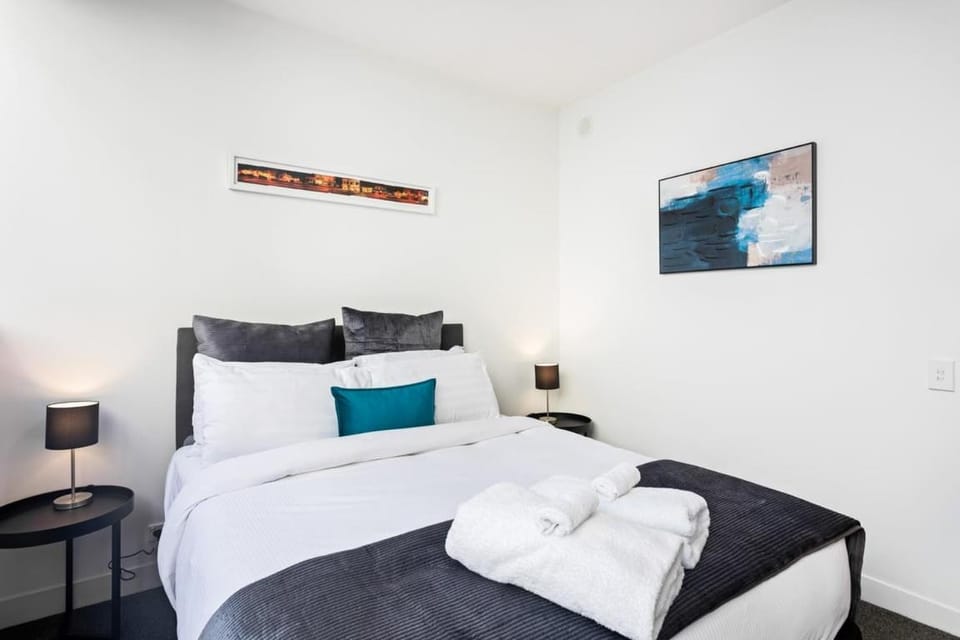 14 Fisher Point Drive Apartment in Auckland