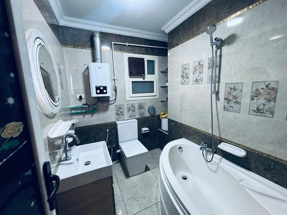 Luxurious Royal Suite in Agouza - Sudan St Apartment in Egypt