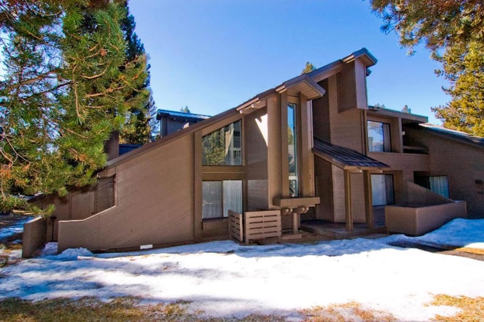 21 Tennis Village .. House in Sunriver