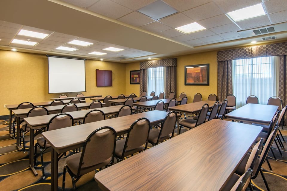 Meeting/conference room