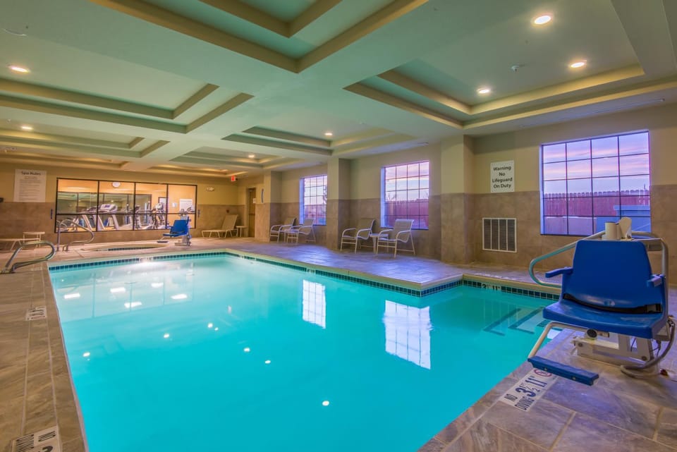 Swimming pool, Swimming pool