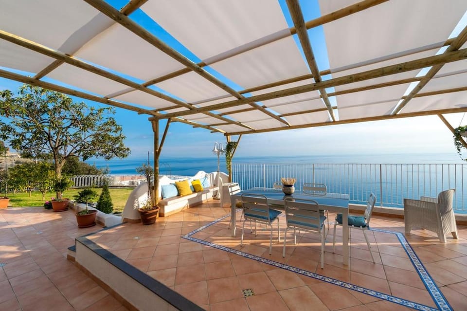 Balcony/Terrace, Balcony/Terrace, Dining area
