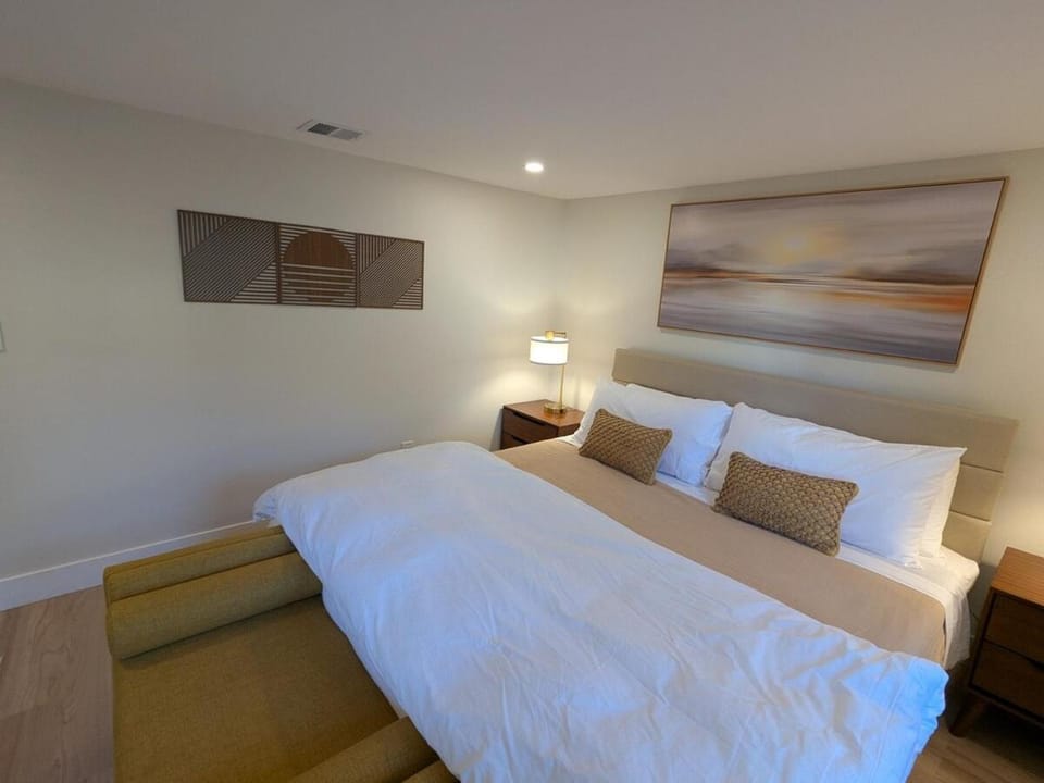 Modern Comfort Apartment in Marlborough