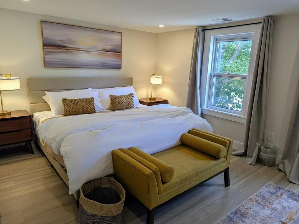 Modern Comfort Apartment in Marlborough