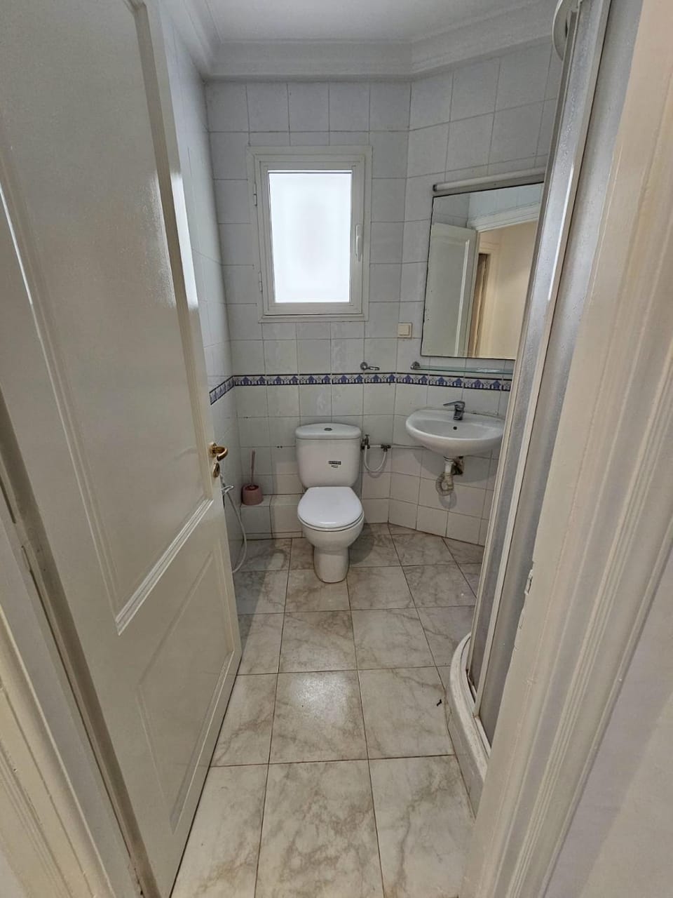 Appart rdc near airport & clinics- 1 Bedroom Apartment in Tunis