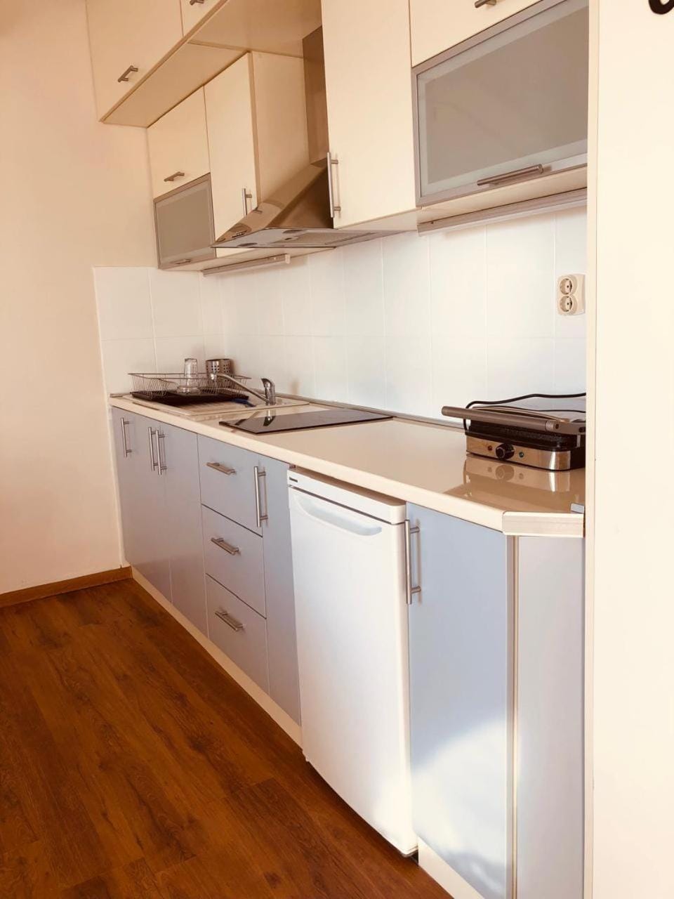 Kitchen or kitchenette, stove