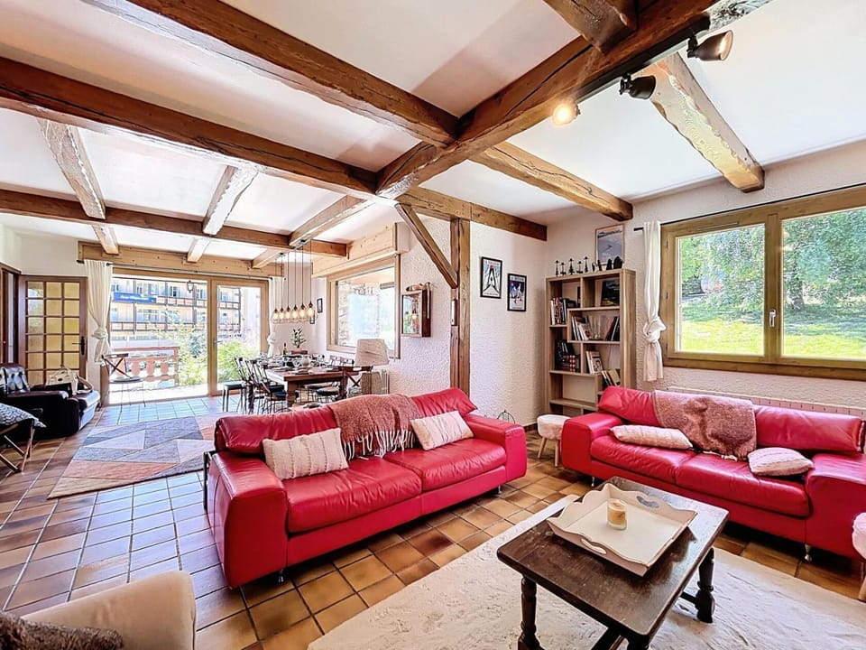 Chalet La Maisonnee - CHALET DE CHARME - PROCHE PISTES - 15 PERS MAE-0383 Apartment in Villarembert