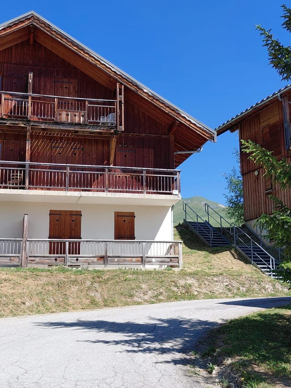 Chalet Des Cimes - Appartement duplex - 7/8 personnes MAE-0473 Apartment in Villarembert