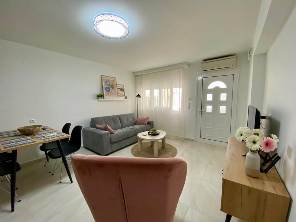 Nikol's central suite 1 Apartment in Nea Peramos