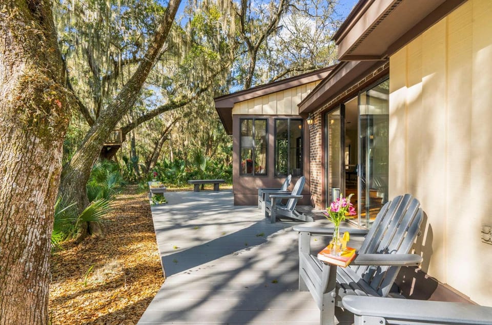 2685 Gnarled Pine House in Seabrook Island