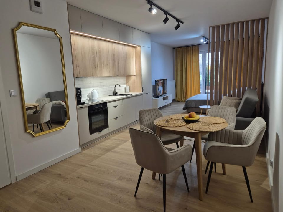 Apartament Kaszmirowy-Elektrownia Park Residence Apartment in Poland