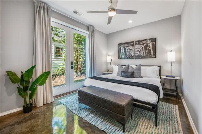 New Luxury Home Private Roof Deck House in East Nashville