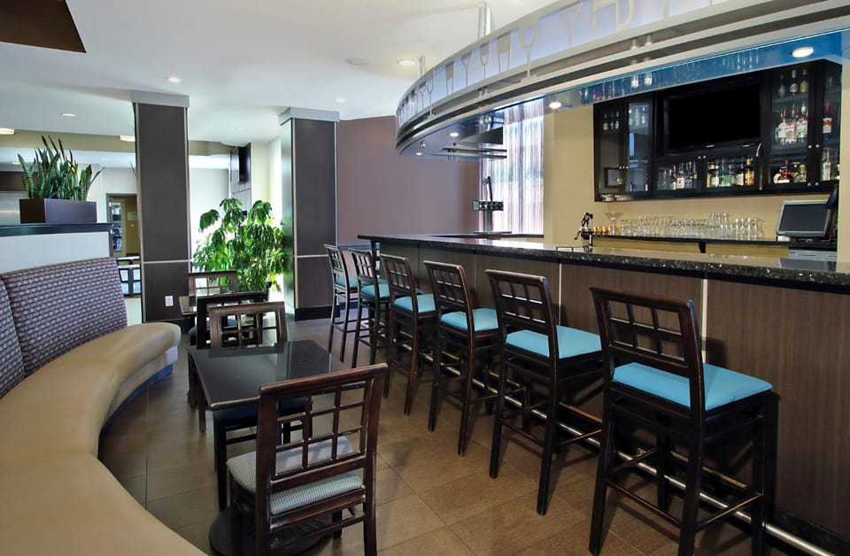 Lounge or bar
